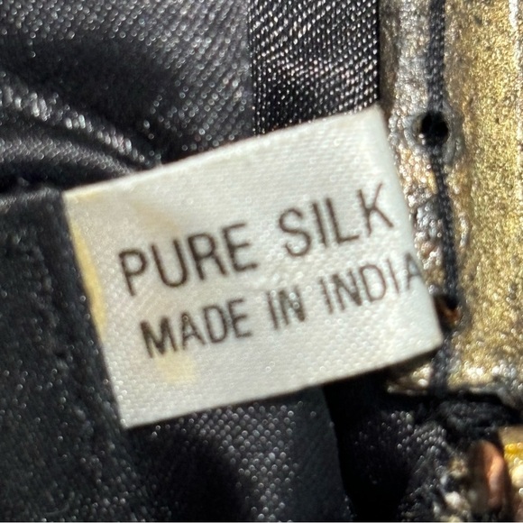 UNBRANDED Silk Made In India Metal Chain Floral Appliqués Coin Purse Closure - Picture 9 of 9